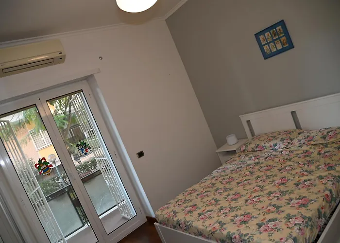 Apartment Casa 12 *
